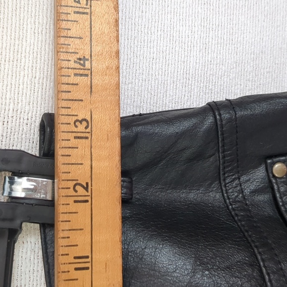 Vintage/Y2K 100% Leather Pants Size 4. High Rise Straight Leg - Picture 10 of 10